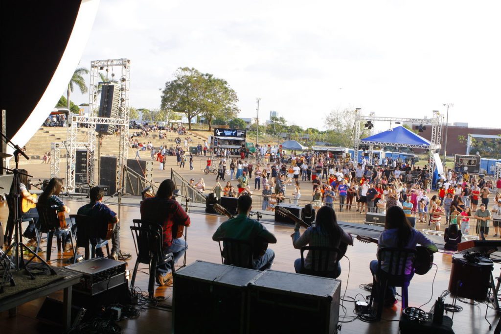 Talentos locais festejam 134 anos de Uberlândia no Teatro Municipal 1