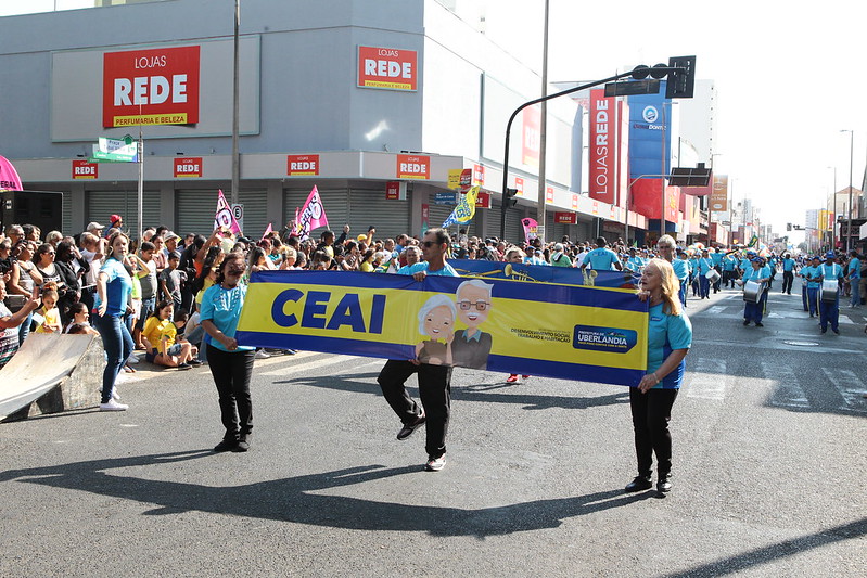 Uberlândia celebra 200 anos da Independência do Brasil com desfile cívico-militar 2