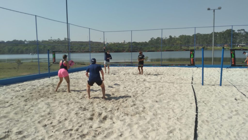 Aulas de beach tennis da Futel começam nesta terça-feira (18) 1
