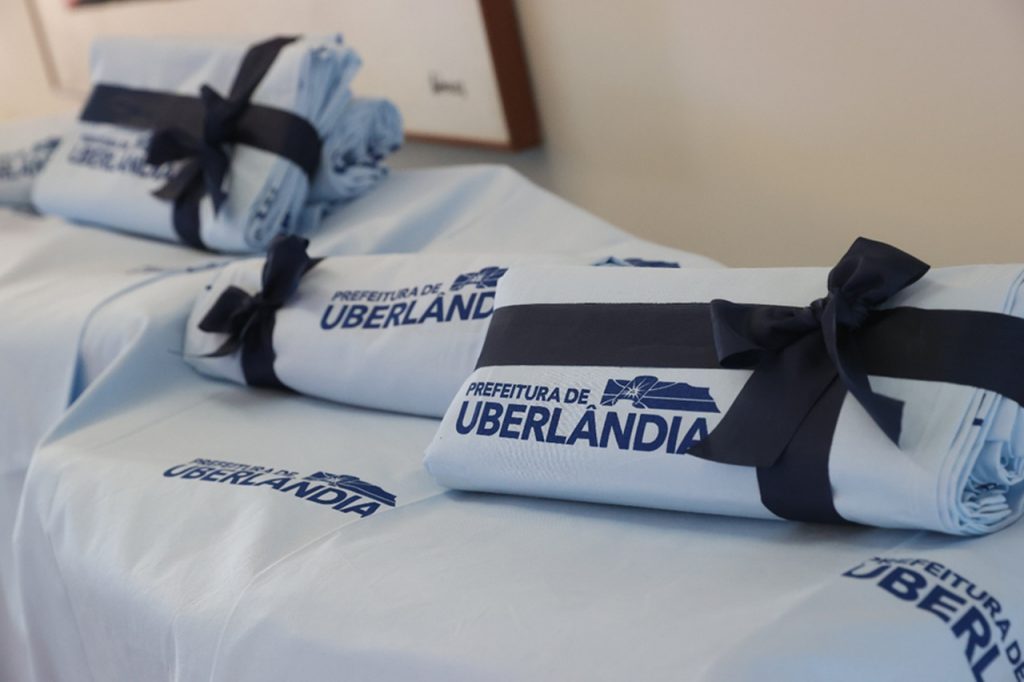 Projeto Pontos que Unem produz 1,3 mil lençóis para unidades da rede municipal de Saúde 2