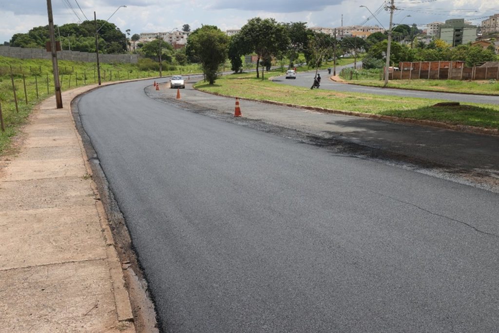 <strong>Prefeitura inicia o recapeamento de vias pelo Uberlândia Integrada 3</strong> 1