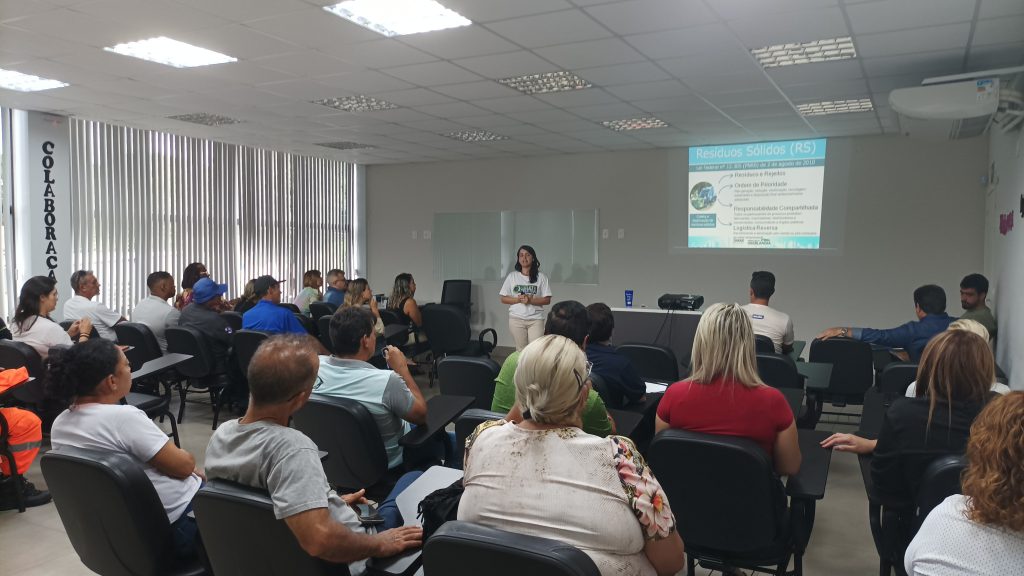 <strong>Núcleo de Coleta Seletiva do Dmae realiza mais de 300 ações de conscientização no ano</strong> 1