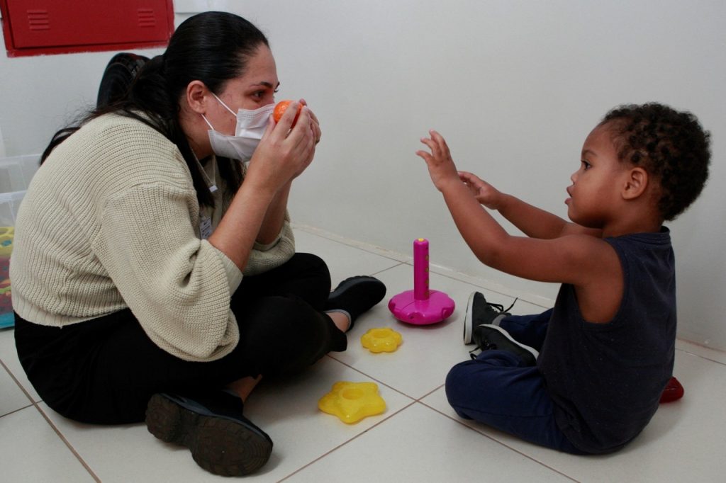 <strong>Centro de Referência em Autismo completa seis meses de atendimento</strong> 1