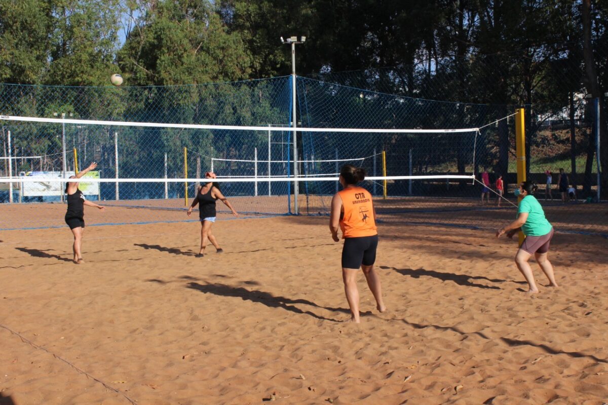 1º Torneio de Vôlei de Areia acontece neste domingo, no Parque Central 