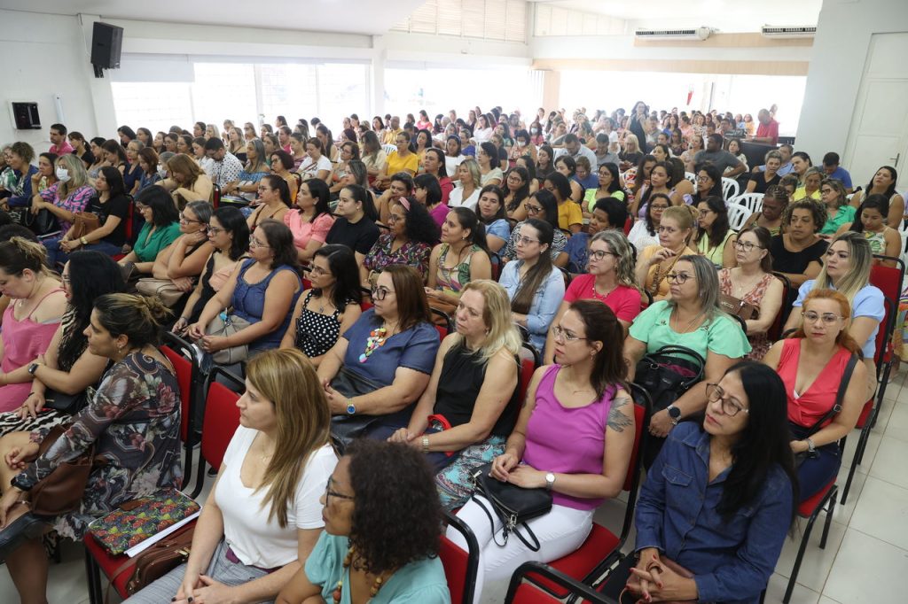 <strong>Evento enfatiza empenho municipal em garantir uma boa volta às aulas</strong> 1