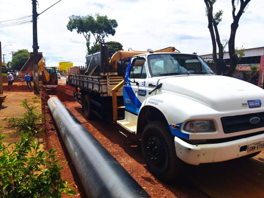 <strong>Nova adutora de interligação já tem 60% da obra concluída</strong> 1