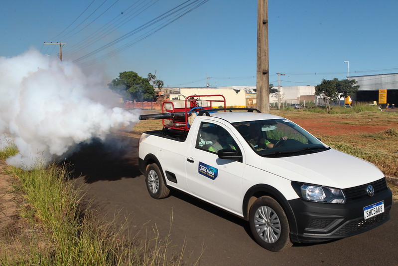 <strong>Mutirão Cidade Limpa elimina mais de 3,2 mil criadouros do mosquito da dengue e visita mais de 1,3 mil imóveis neste sábado (29)</strong> 1
