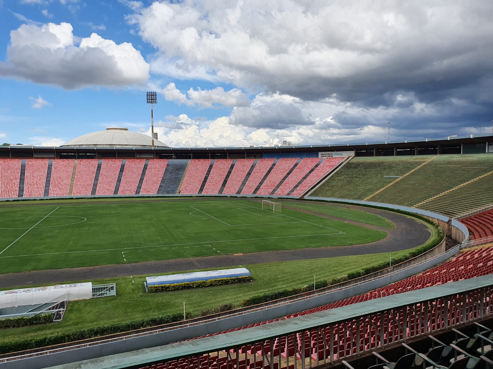 Estádio Parque do Sabiá receberá jogo entre Tombense e Palmeiras