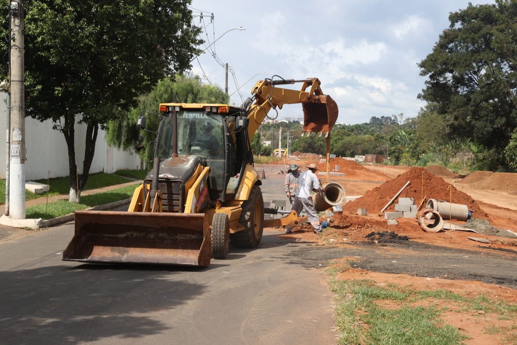 <strong>Prefeitura inicia duplicação da avenida Aldo Borges Leão</strong> 1