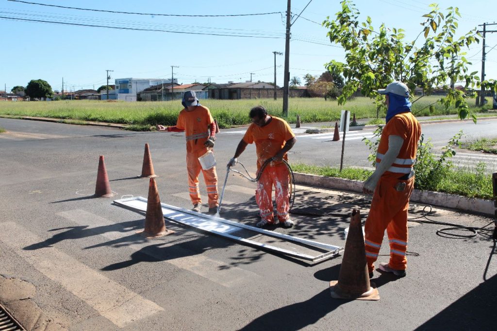 <strong>Mutirão Cidade Limpa elimina mais de 3,2 mil criadouros do mosquito da dengue e visita mais de 1,3 mil imóveis neste sábado (29)</strong> 6