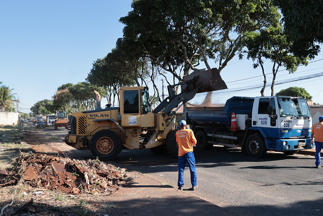 <strong>Mutirão Cidade Limpa elimina mais de 4 mil criadouros e focos do Aedes em 1º dia na região do Jardim Ipanema</strong> 2