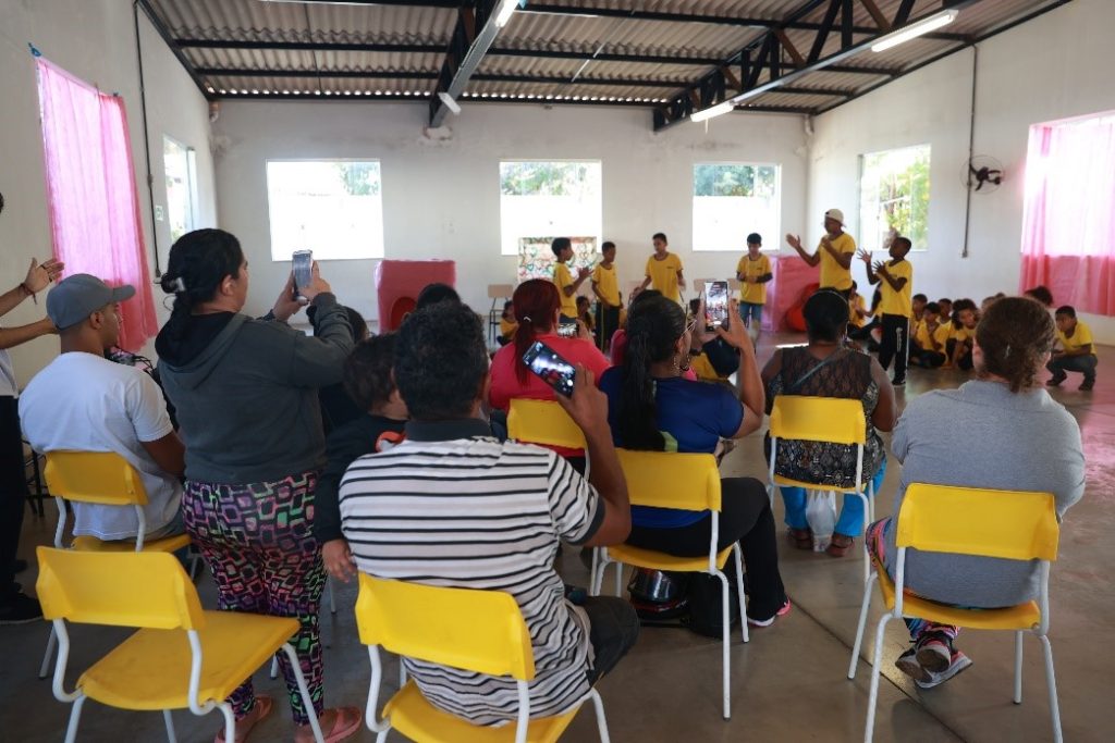 <strong>Encontro leva informações sobre o combate à dengue a pais e responsáveis dos jovens do Naica Morumbi</strong> 1