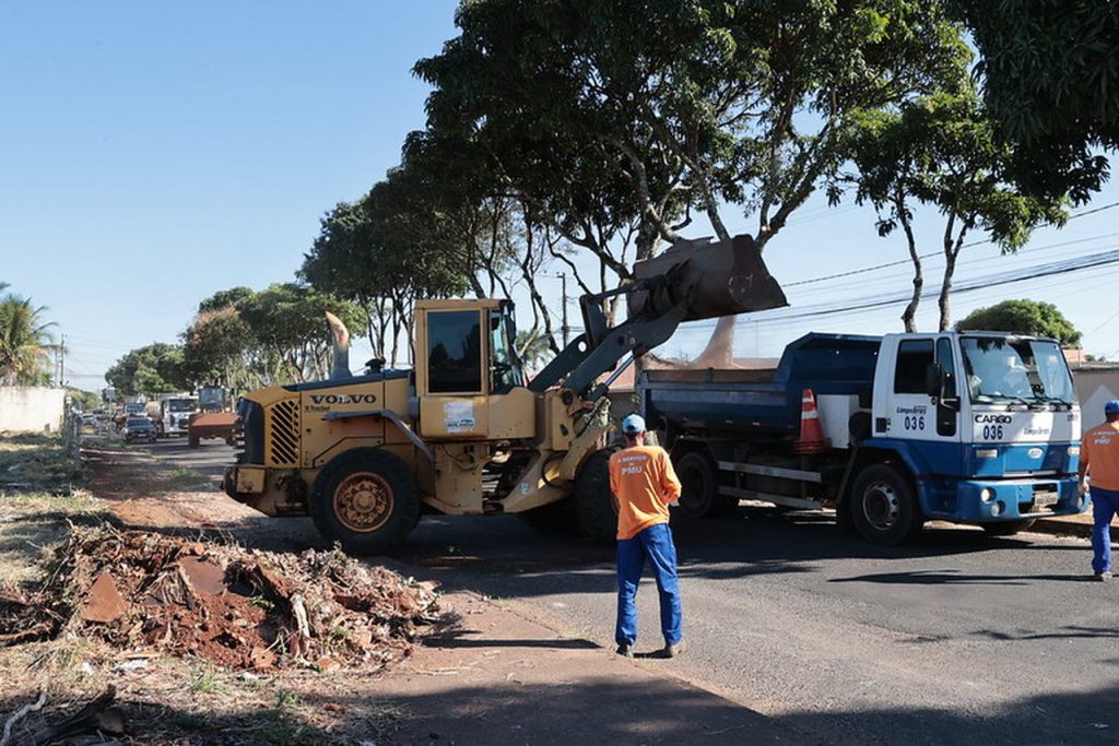 <strong>‘Cidade Limpa’: mais de 10 mil criadouros de Aedes já foram eliminados no Ipanema e região</strong> 1