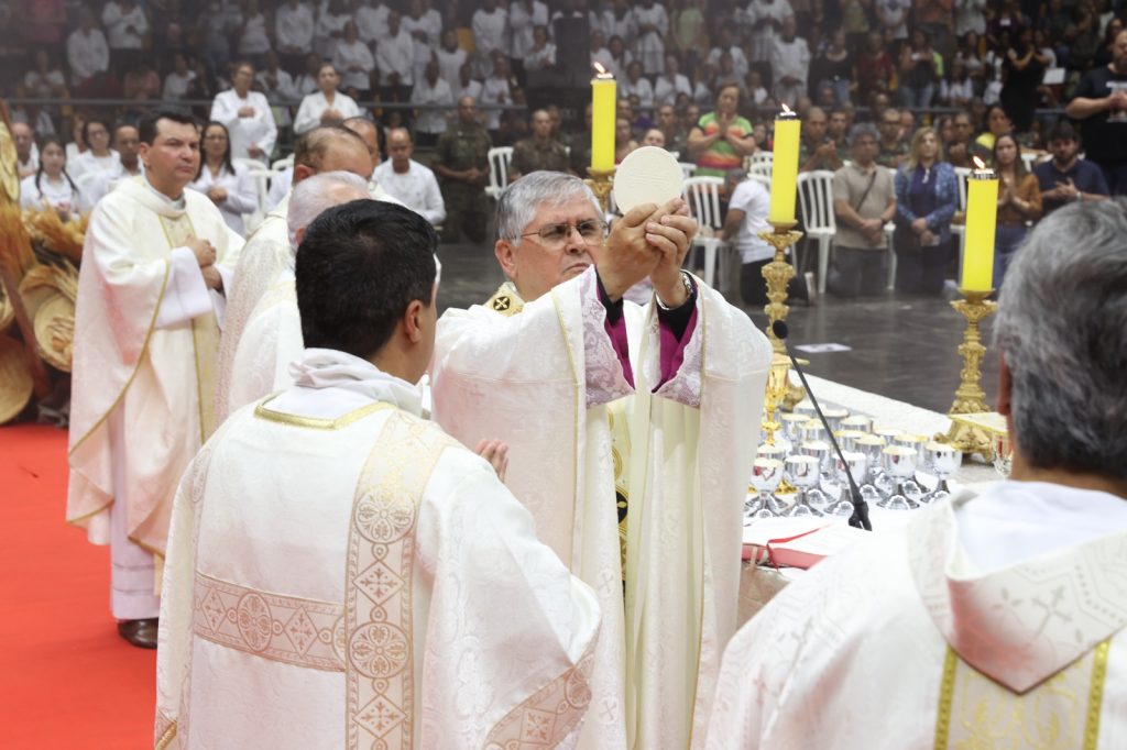 <strong>Arena Sabiazinho recebe pela primeira vez solenidade de Corpus Christi</strong> 2