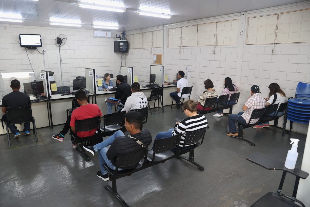 Prefeitura possibilita a oferta de quase 3 mil vagas de emprego no Sine nesta segunda (28) 1