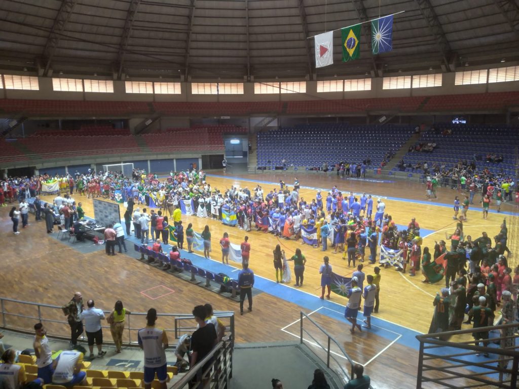 Com apoio da Prefeitura, Copa Brasil de Futsal de Surdos teve início nesta quinta (7) 1