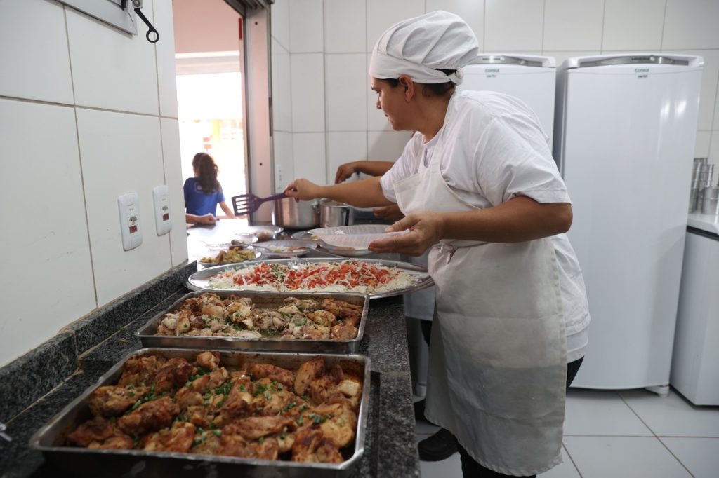 Prefeitura prioriza itens da agricultura familiar na merenda da Rede Municipal de Ensino 1