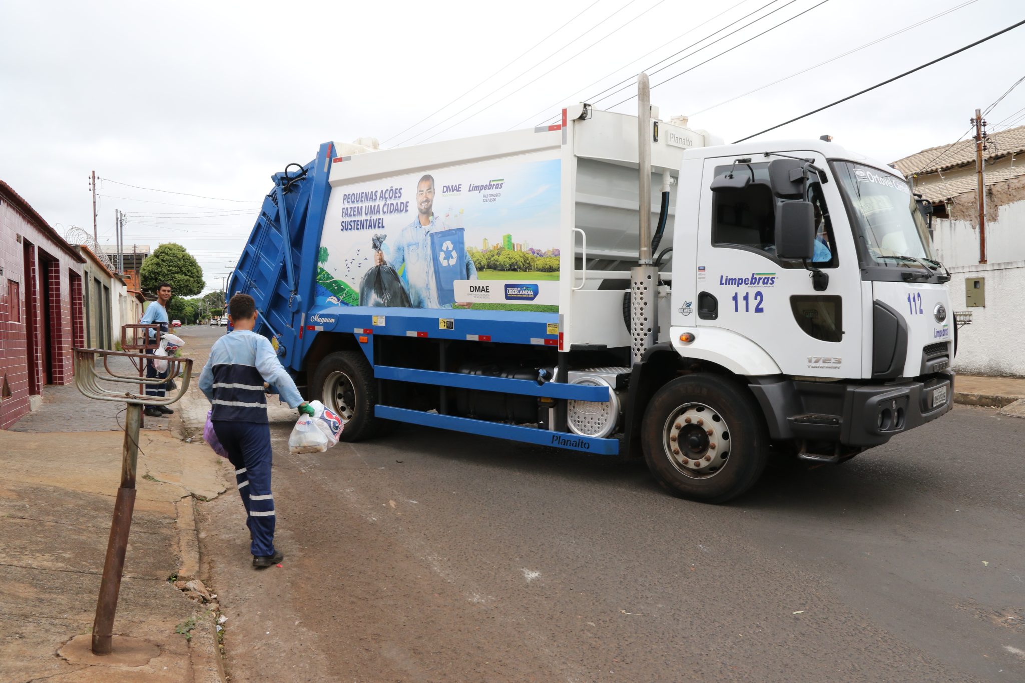 Moradores de Uberlândia poderão pagar taxa de coleta de lixo em até 12 ...