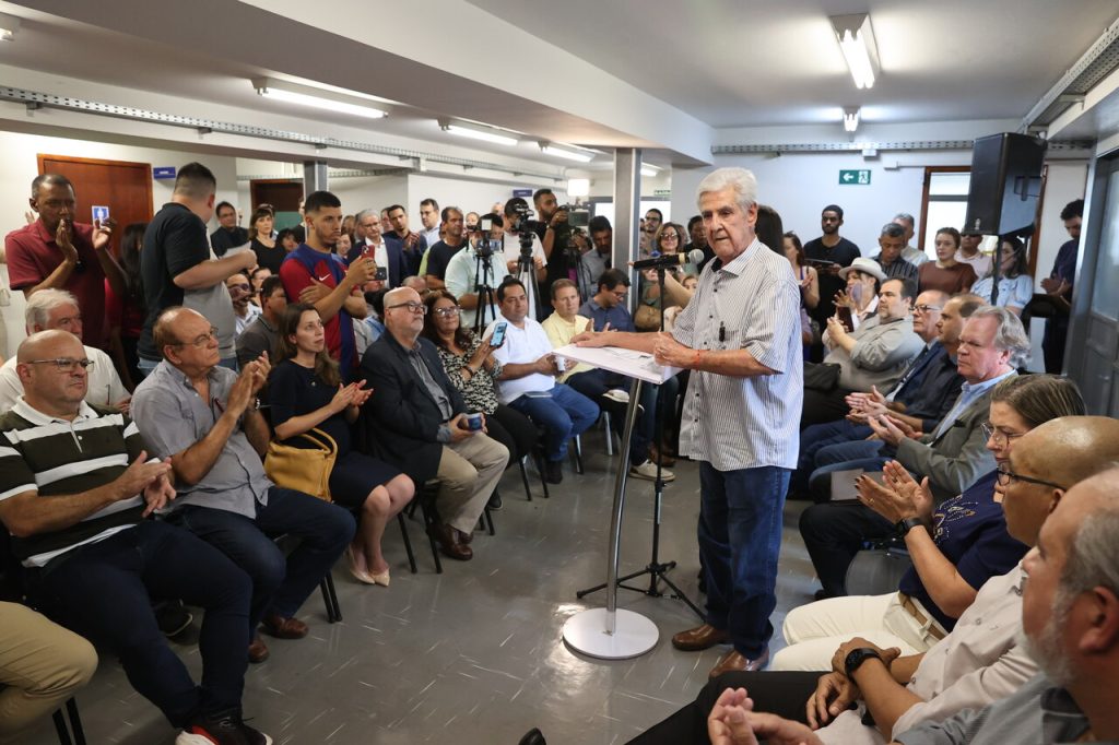 Líder do Executivo inaugura unidade de saúde do bairro Jaraguá 1