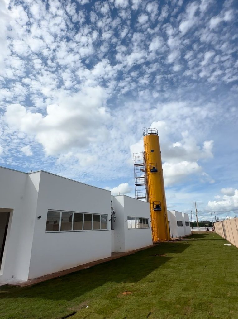Prefeitura avança na construção de escola na região do bairro Élisson Prieto 1
