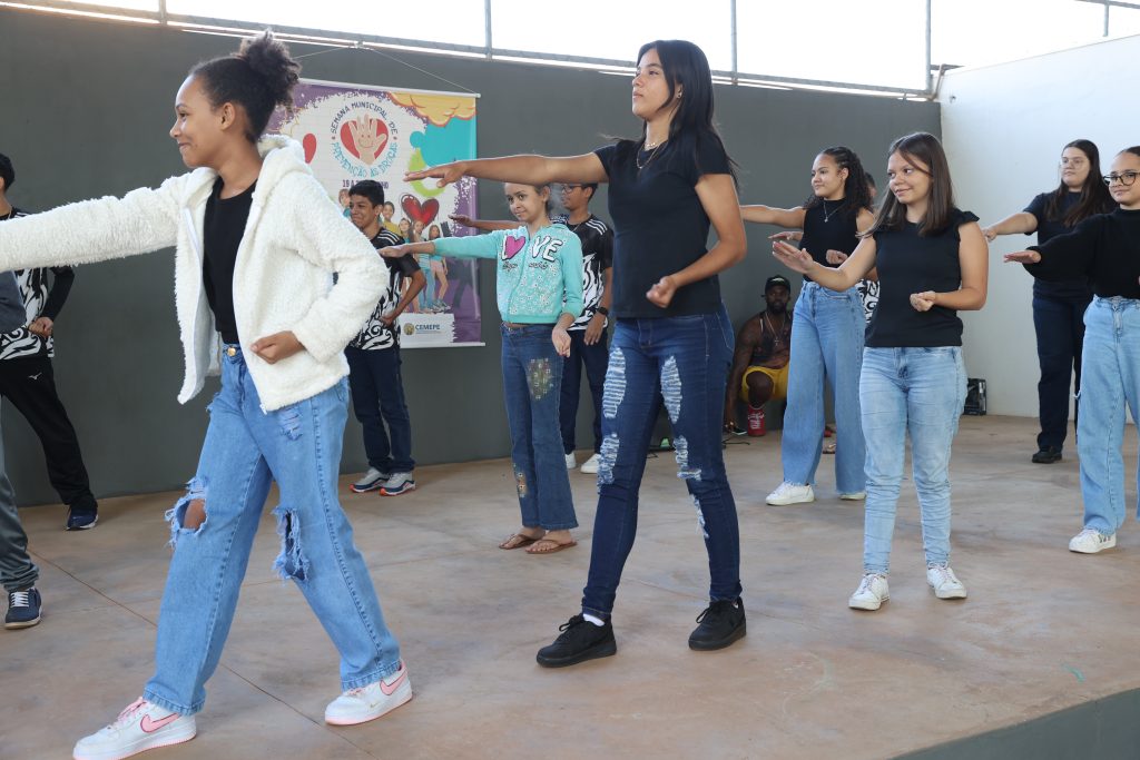 Semana Municipal de Prevenção às Drogas tem início em escolas e diversas instituições 1