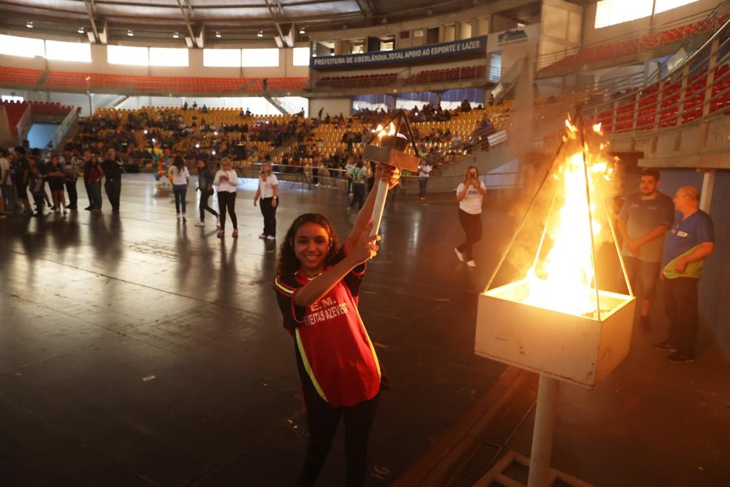 Jemu 2024 tem participação de aproximadamente 800 alunos na cerimônia de abertura no Sabiazinho 1