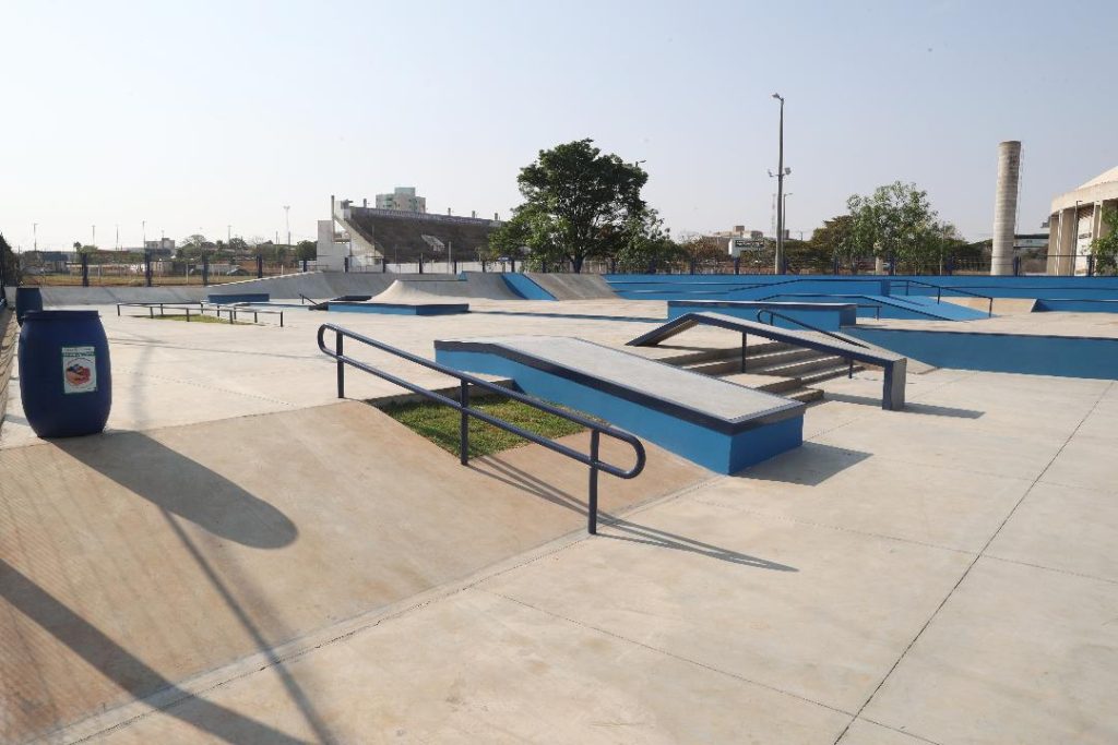 Prefeitura conclui obra da nova pista de skate e libera acesso à população neste sábado (21) 2