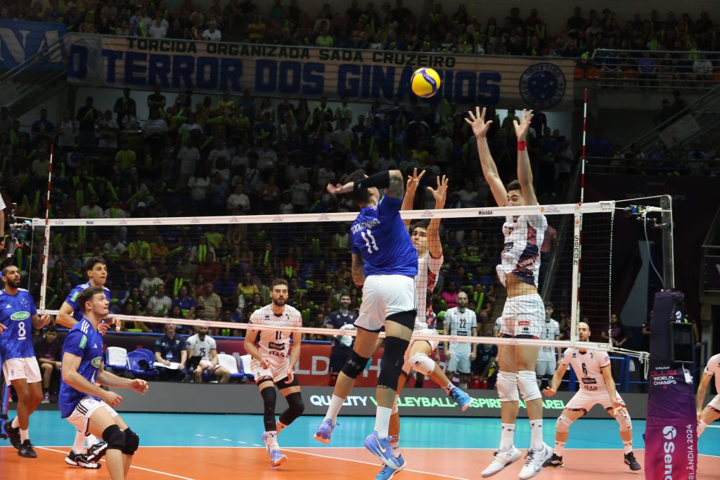 Decisão do Mundial de Clubes de Vôlei Masculino reúne cerca de 6 mil pessoas na Arena Sabiazinho 2