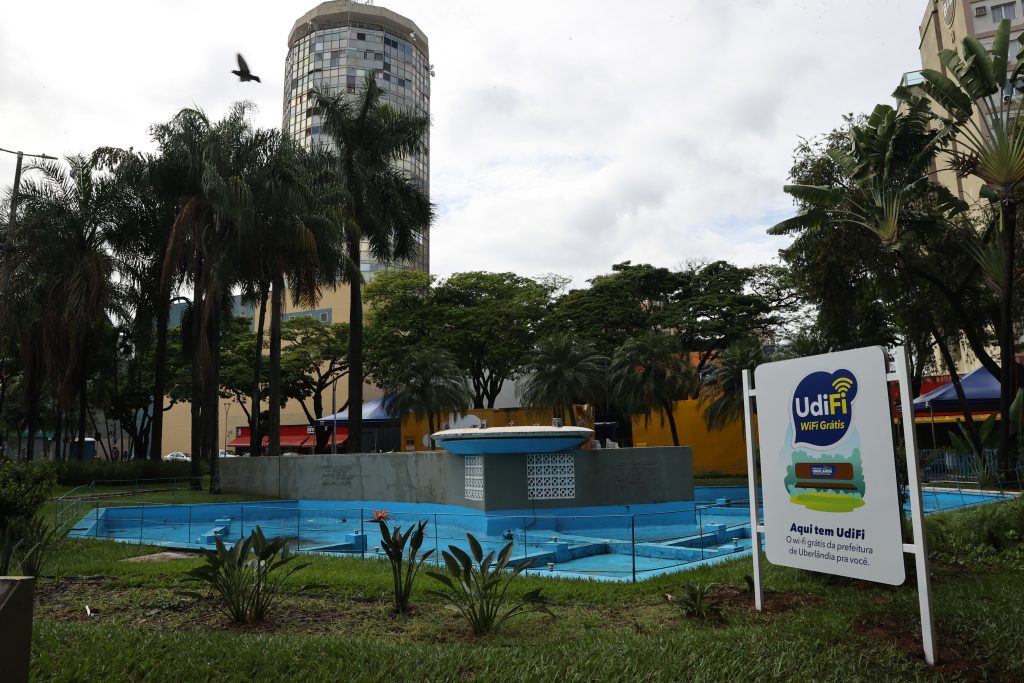 Prefeitura amplia acesso da população à internet com início de operação de rede gratuita em diversos pontos de Uberlândia 1