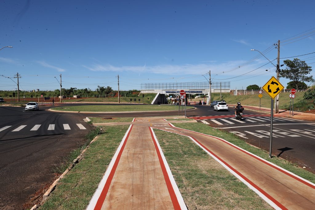 Prefeitura inaugura trincheira que amplia acesso ao aeroporto e melhora a mobilidade urbana no setor Leste de Uberlândia 2