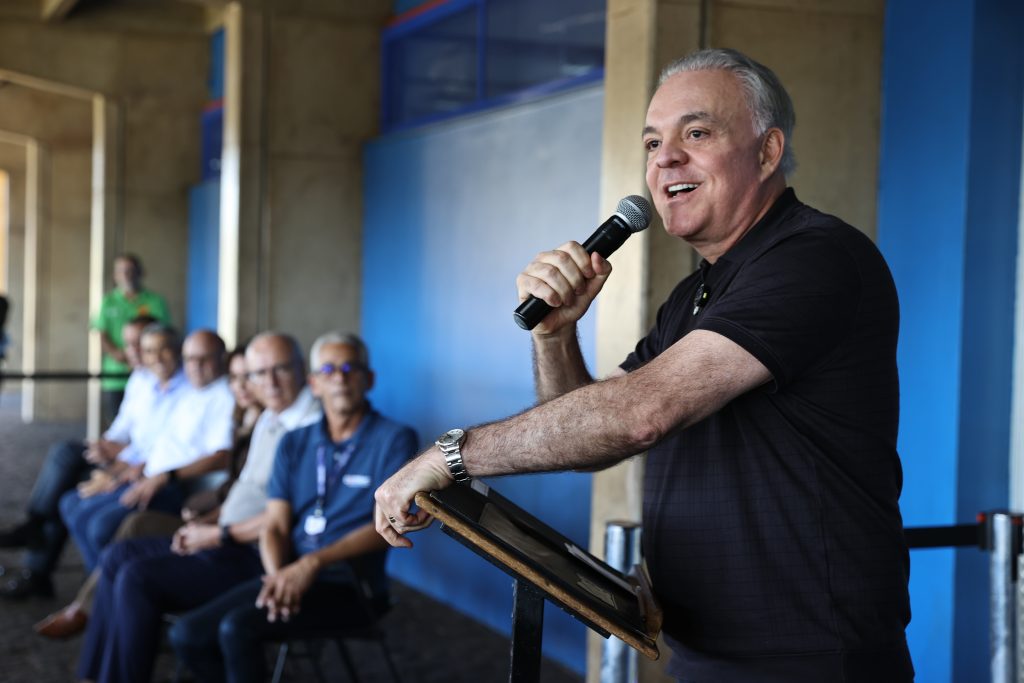 Prefeitura anuncia chegada de mais cinco novos ônibus para frota do transporte público 1