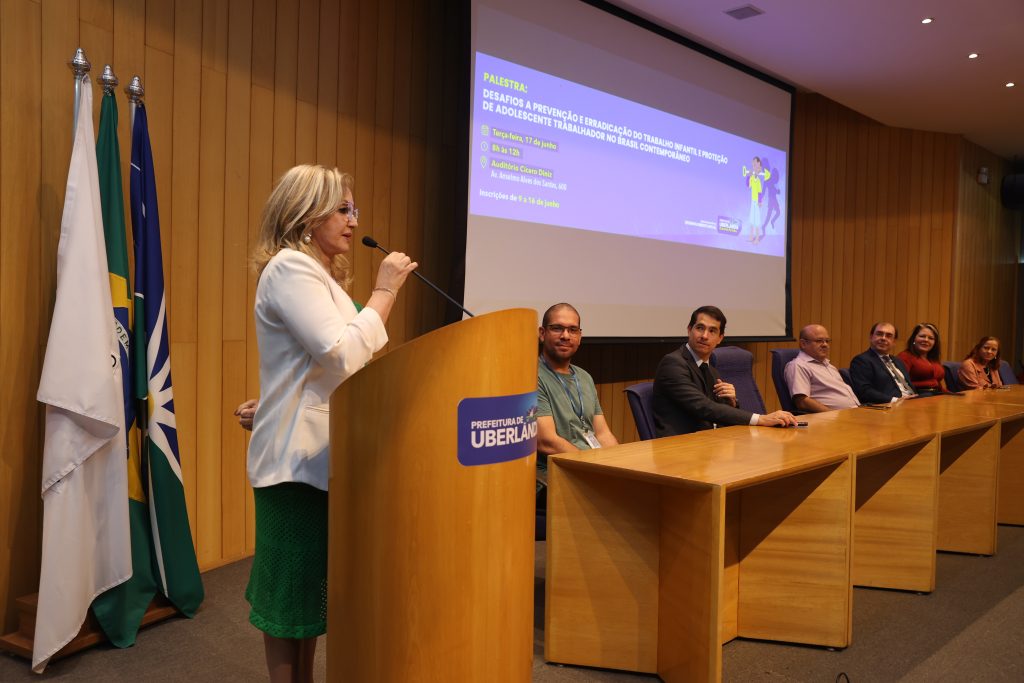 Palestra realizada pela Prefeitura aborda prevenção e erradicação do trabalho infantil 1