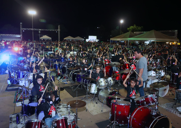 Prefeitura celebra aniversário de Uberlândia com show de Sandra Sá e outras atrações gratuitas neste domingo (31) 2