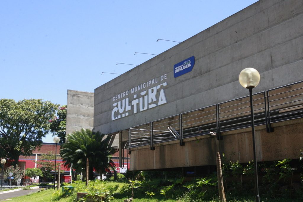 Centro-Municipal-de-Cultura_Easy-Resize.com_-1_Easy-Resize.com_-1024x684