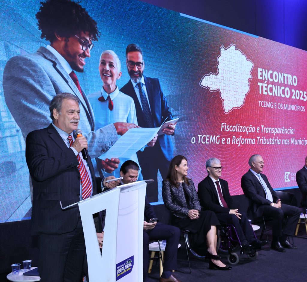Prefeitura participa da abertura do Encontro Técnico promovido pelo Tribunal de Contas do Estado de Minas Gerais com apoio do Município 1