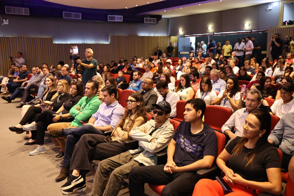 Prefeitura abre inscrições a estudantes de instituições habilitadas para participação no programa de estágios JuventUdi 1