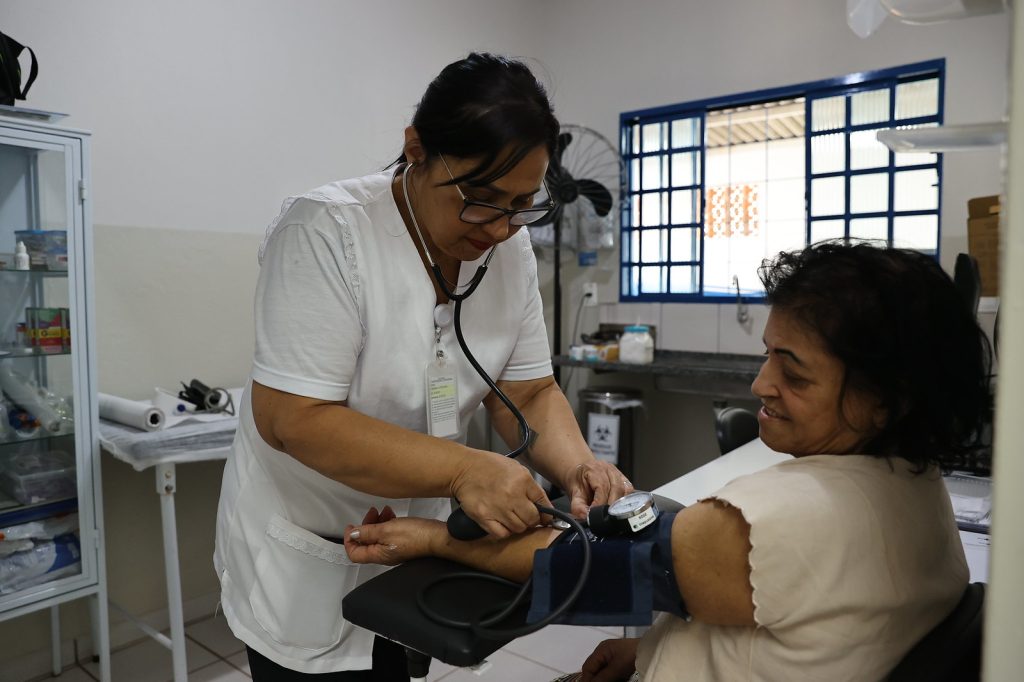 Prefeitura Presente realiza mais de 2 mil atendimentos com serviços em diversas áreas aos moradores do Distrito de Martinésia 1