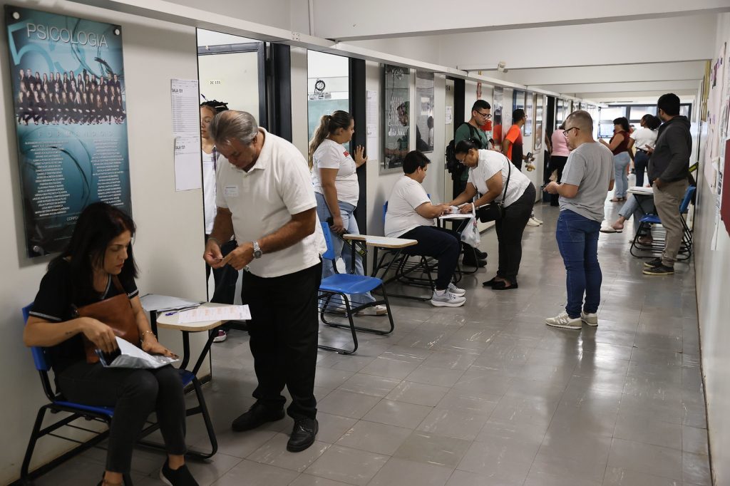 Prefeitura realiza primeiro dia de provas do Concurso Público 2025 com aproximadamente 27 mil participantes 2